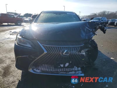 Piąte zdjęcie samochodu w środku: 2021 LEXUS ES 250 BASE VIN:58AD11D11MU002883 - miniatura