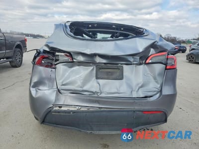 Zdjęcie 6 z 12 samochodu: 2025 TESLA MODEL Y VIN:7SAYGAEE1SF304745 - miniatura