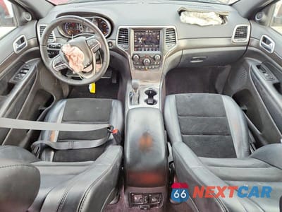 Zdjęcie 8 z 13 samochodu: 2018 JEEP GRAND CHEROKEE LAREDO VIN:1C4RJFAG7JC122552 - miniatura