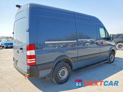 Trzecie zdjęcie samochodu z tyłu: 2018 MERCEDES-BENZ SPRINTER 2500 VIN:WD3PE7CD4JP631084 - miniatura
