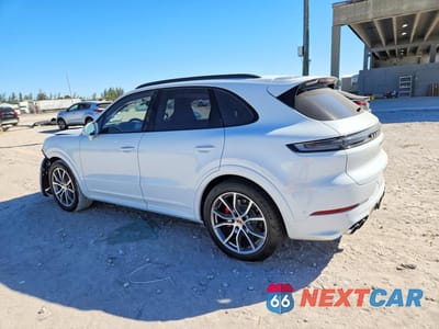 Drugie zdjęcie samochodu z przodu: 2025 PORSCHE CAYENNE S VIN:WP1AL2AY8SDA19367 - miniatura