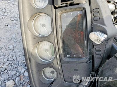 Zdjęcie 7 z 8 samochodu: 2022 HARLEY-DAVIDSON FLHX VIN:1HD1KBC10NB657048 - miniatura