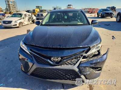 Piąte zdjęcie samochodu w środku: 2020 TOYOTA CAMRY SE VIN:4T1G11AKXLU906327 - miniatura