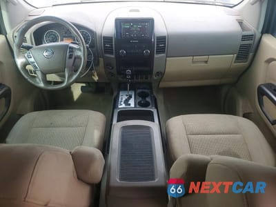 Zdjęcie 8 z 11 samochodu: 2015 NISSAN TITAN SV VIN:1N6AA0EC5FN509949 - miniatura