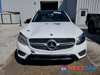 Piąte zdjęcie samochodu w środku: 2017 MERCEDES-BENZ GLC 300 VIN:WDC0G4JB0HF136859 - miniatura