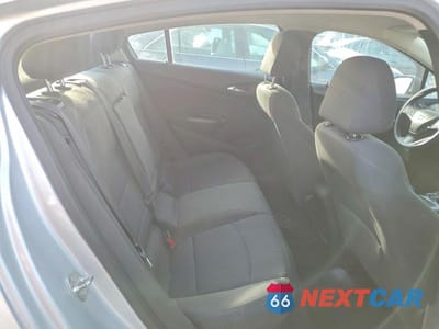 Zdjęcie 10 z 11 samochodu: 2018 CHEVROLET CRUZE LT VIN:1G1BE5SM9J7229060 - miniatura