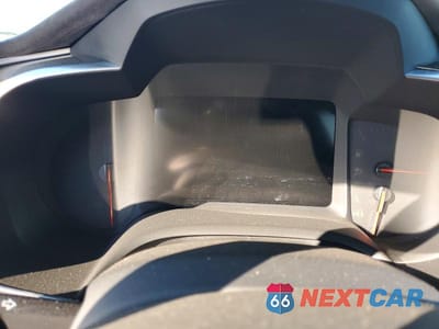 Zdjęcie 9 z 11 samochodu: 2016 CHEVROLET CORVETTE Z06 3LZ VIN:1G1YT2D62G5610704 - miniatura