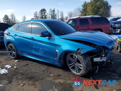 Czwarte zdjęcie samochodu z boku: 2017 BMW X6 M VIN:5YMKW8C53H0R43614 - miniatura