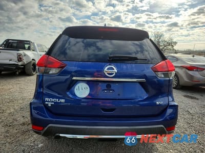Zdjęcie 6 z 13 samochodu: 2018 NISSAN ROGUE SV VIN:KNMAT2MT8JP508561 - miniatura