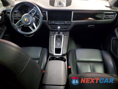 Zdjęcie 8 z 14 samochodu: 2021 PORSCHE MACAN S VIN:WP1AB2A56MLB36317 - miniatura