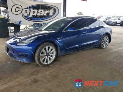 2018 TESLA MODEL 3 5YJ3E1EB5JF115985 - główne zdjęcie licytacji z USA - miniatura