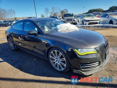 Czwarte zdjęcie samochodu z boku: 2014 AUDI A7 PREMIUM PLUS VIN:WAUWGAFC1EN051835 - miniatura
