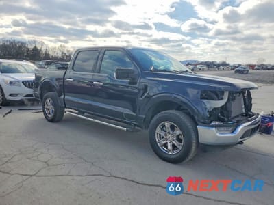Czwarte zdjęcie samochodu z boku: 2023 FORD F150 SUPERCREW VIN:1FTEW1EP4PKF94896 - miniatura