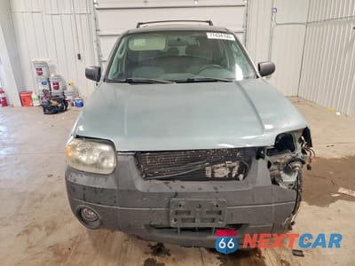 Piąte zdjęcie samochodu w środku: 2006 FORD ESCAPE XLT VIN:1FMYU03146KC08550 - miniatura