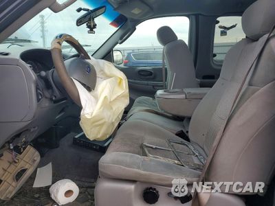 Zdjęcie 7 z 13 samochodu: 2003 FORD F150 VIN:2FTRX18LX3CA06506 - miniatura