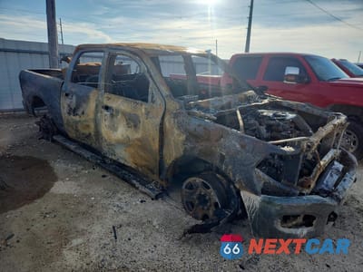 Czwarte zdjęcie samochodu z boku: 2021 RAM 2500 TRADESMAN VIN:3C6UR5CL7MG676657 - miniatura