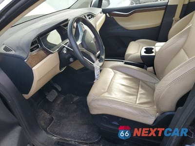 Zdjęcie 7 z 11 samochodu: 2017 TESLA MODEL X VIN:5YJXCDE2XHF054314 - miniatura