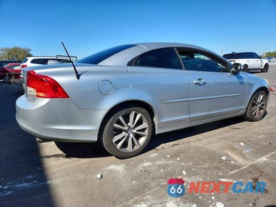Trzecie zdjęcie samochodu z tyłu: 2012 VOLVO C70 T5 VIN:YV1672MC1CJ131789 - miniatura