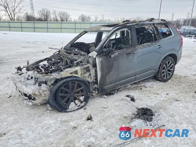 2016 VOLVO XC90 T6 YV4A22PK2G1040826 - główne zdjęcie licytacji z USA - miniatura