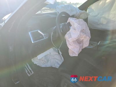 Zdjęcie 8 z 12 samochodu: 2025 BMW X7 M60I VIN:5UX33EM01S9W24690 - miniatura