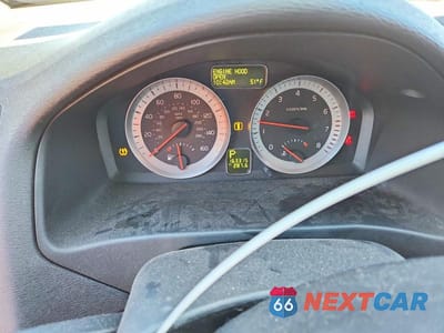 Zdjęcie 9 z 12 samochodu: 2012 VOLVO C70 T5 VIN:YV1672MC1CJ131789 - miniatura