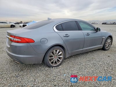 Trzecie zdjęcie samochodu z tyłu: 2015 JAGUAR XF 2.0T PREMIUM VIN:SAJWA0FS9FPU57424 - miniatura