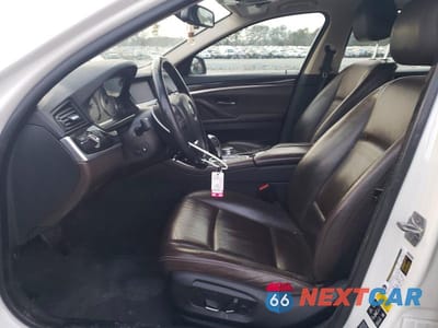 Zdjęcie 7 z 12 samochodu: 2015 BMW 528 XI VIN:WBA5A7C53FG142729 - miniatura