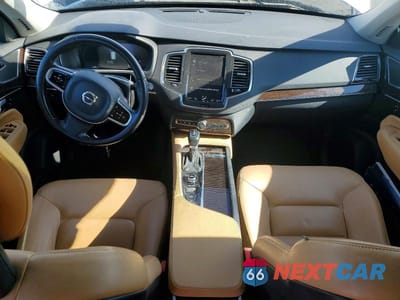 Zdjęcie 8 z 13 samochodu: 2016 VOLVO XC90 T6 VIN:YV4A22PK7G1084269 - miniatura