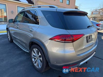 Trzecie zdjęcie samochodu z tyłu: 2020 MERCEDES-BENZ GLE 350 4MATIC VIN:4JGFB4KB6LA143149 - miniatura