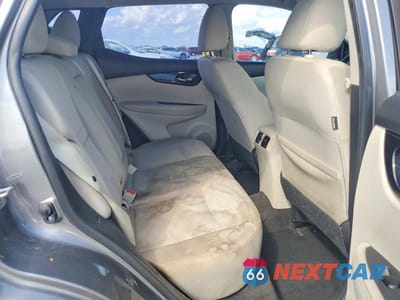 Zdjęcie 10 z 11 samochodu: 2020 NISSAN ROGUE SPORT SV VIN:JN1BJ1CV7LW262881 - miniatura