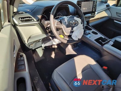Zdjęcie 8 z 13 samochodu: 2024 TOYOTA SIENNA XLE 7-PASSENGER VIN:5TDYSKFC8RS124909 - miniatura