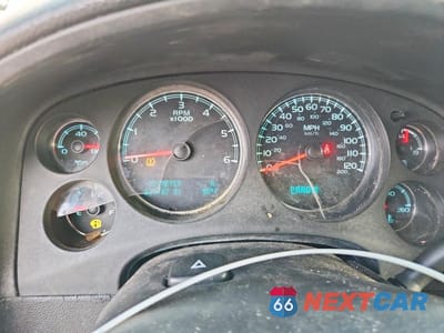 Zdjęcie 9 z 13 samochodu: 2011 CHEVROLET SUBURBAN C1500 LT VIN:1GNSCJE02BR331988 - miniatura