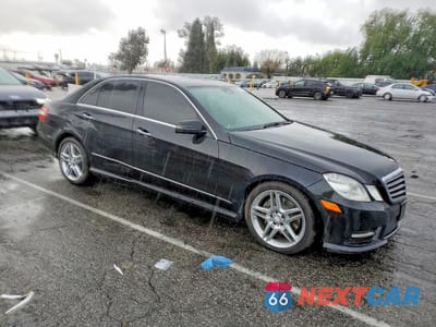 Czwarte zdjęcie samochodu z boku: 2013 MERCEDES-BENZ E 350 VIN:WDDHF5KBXDA691248 - miniatura