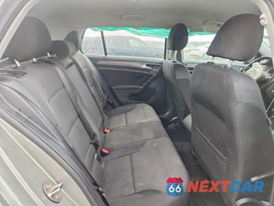 Zdjęcie 10 z 13 samochodu: 2018 VOLKSWAGEN GOLF S VIN:3VWB17AU4JM280307 - miniatura