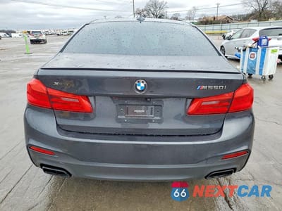 Zdjęcie 6 z 11 samochodu: 2018 BMW M550XI VIN:WBAJB9C51JB035479 - miniatura