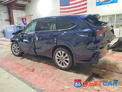 Drugie zdjęcie samochodu z przodu: 2023 TOYOTA HIGHLANDER VIN:5TDKDRBHXPS527538 - miniatura