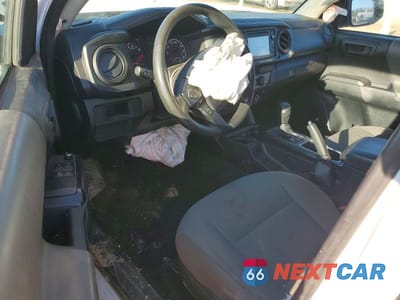 Zdjęcie 8 z 12 samochodu: 2016 TOYOTA TACOMA ACCESS CAB VIN:5TFRX5GN3GX072734 - miniatura