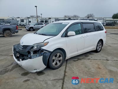 2011 TOYOTA SIENNA LE 5TDKK3DC2BS116034 - główne zdjęcie licytacji z USA - miniatura