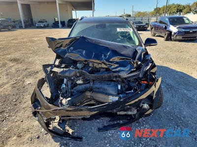 Piąte zdjęcie samochodu w środku: 2022 CHEVROLET BOLT EUV LT VIN:1G1FY6S05N4124549 - miniatura