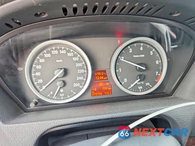 Zdjęcie 9 z 13 samochodu: 2011 BMW Motorrad X6 VIN:WBAFG2103BLN91259 - miniatura