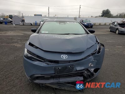 Piąte zdjęcie samochodu w środku: 2024 TOYOTA PRIUS LE VIN:JTDACAAU1R3023172 - miniatura