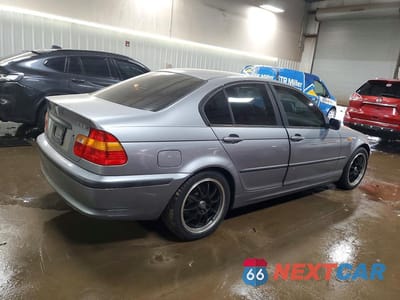 Trzecie zdjęcie samochodu z tyłu: 2003 BMW 325 I VIN:WBAET37423NJ38196 - miniatura