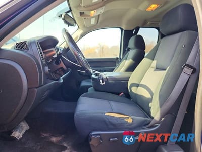 Zdjęcie 7 z 12 samochodu: 2013 CHEVROLET SILVERADO K1500 LT VIN:1GCRKSE72DZ249730 - miniatura