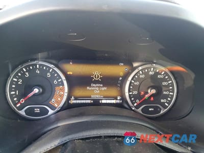 Zdjęcie 9 z 13 samochodu: 2021 JEEP RENEGADE LATITUDE VIN:ZACNJDB11MPM20542 - miniatura