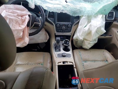 Zdjęcie 8 z 12 samochodu: 2017 JEEP GRAND CHEROKEE LIMITED VIN:1C4RJFBG4HC821985 - miniatura