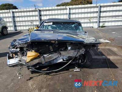 Piąte zdjęcie samochodu w środku: 1981 CADILLAC FLEETWOOD BROUGHAM VIN:1G6AB6998B9134839 - miniatura