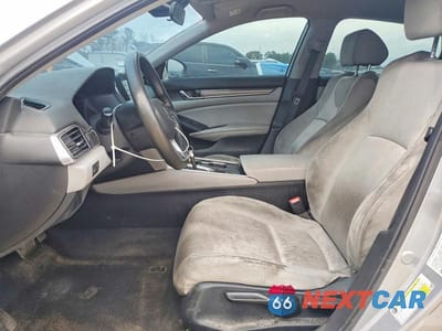 Zdjęcie 7 z 12 samochodu: 2018 HONDA ACCORD LX VIN:1HGCV1F13JA259941 - miniatura