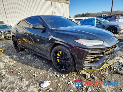 Czwarte zdjęcie samochodu z boku: 2019 LAMBORGHINI URUS VIN:ZPBUA1ZL3KLA04748 - miniatura