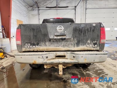 Zdjęcie 6 z 12 samochodu: 2005 NISSAN TITAN XE VIN:1N6AA06B15N505692 - miniatura