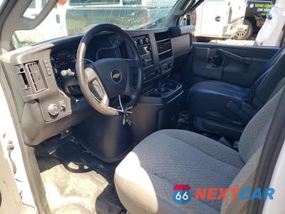 Zdjęcie 8 z 13 samochodu: 2023 CHEVROLET EXPRESS G3500 VIN:1GB0GRFPXP1149996 - miniatura